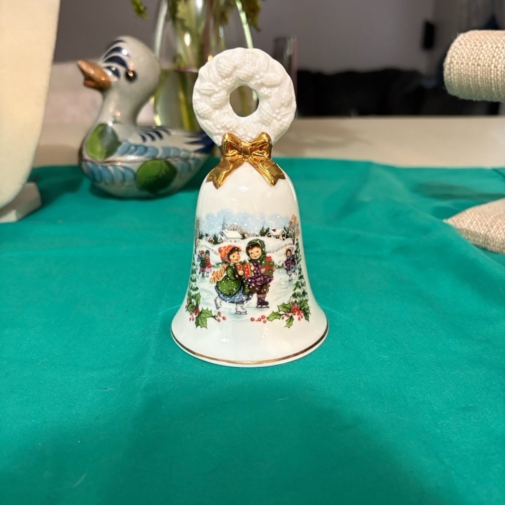 Avon Holiday Bell Ornament with Gold and White 1986